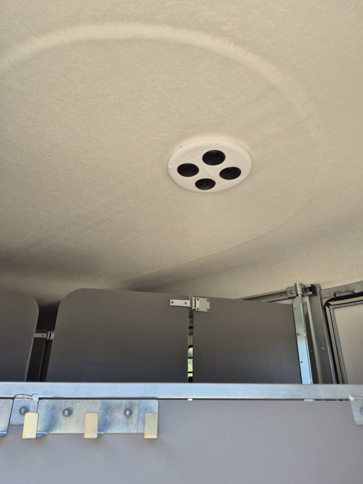 Trailer Fautras oblic +3 3 Cavalli 2026 Nuovo