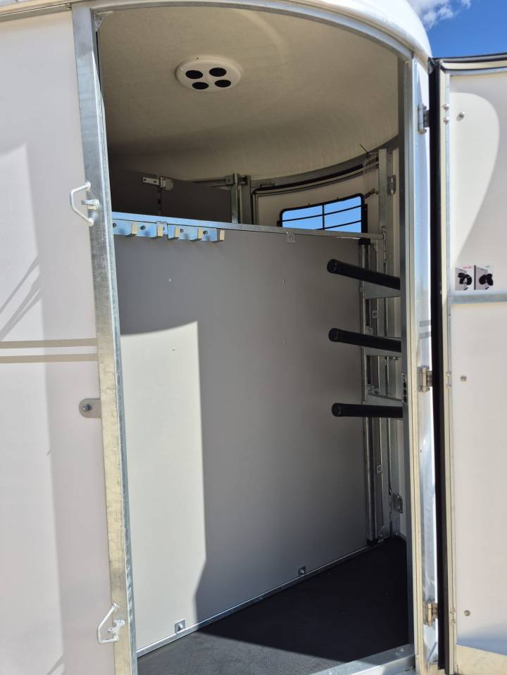 Trailer Fautras oblic +3 3 Cavalli 2026 Nuovo