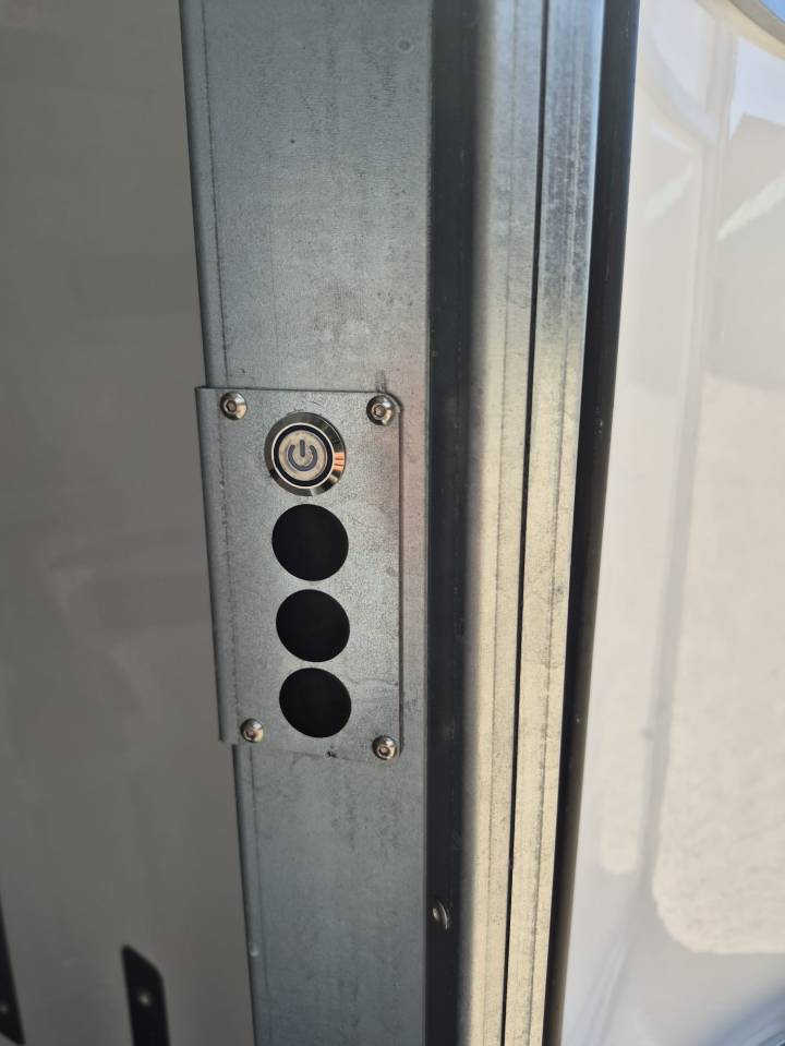 Trailer Fautras oblic +3 3 Cavalli 2026 Nuovo