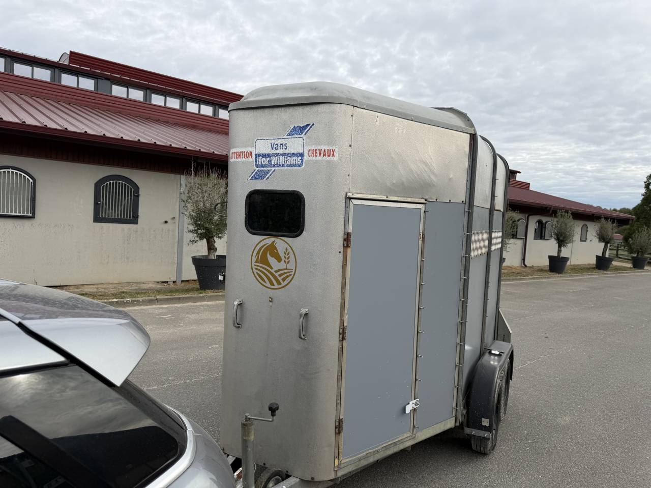 Trailer Ifor Williams HB505R 2 Cavalli 2000 Occasione