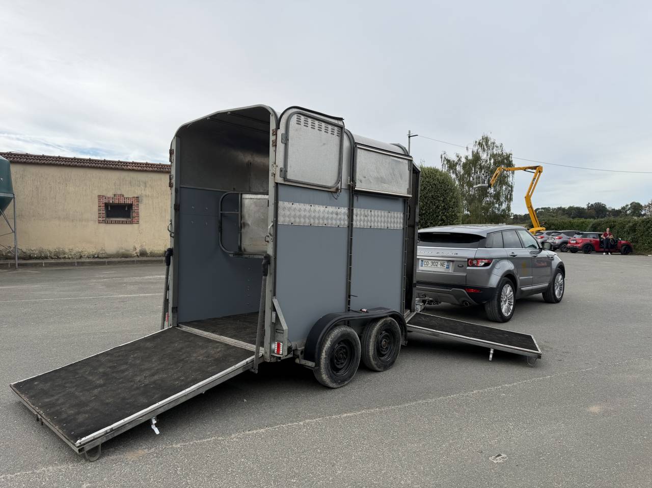 Trailer Ifor Williams HB505R 2 Cavalli 2000 Occasione
