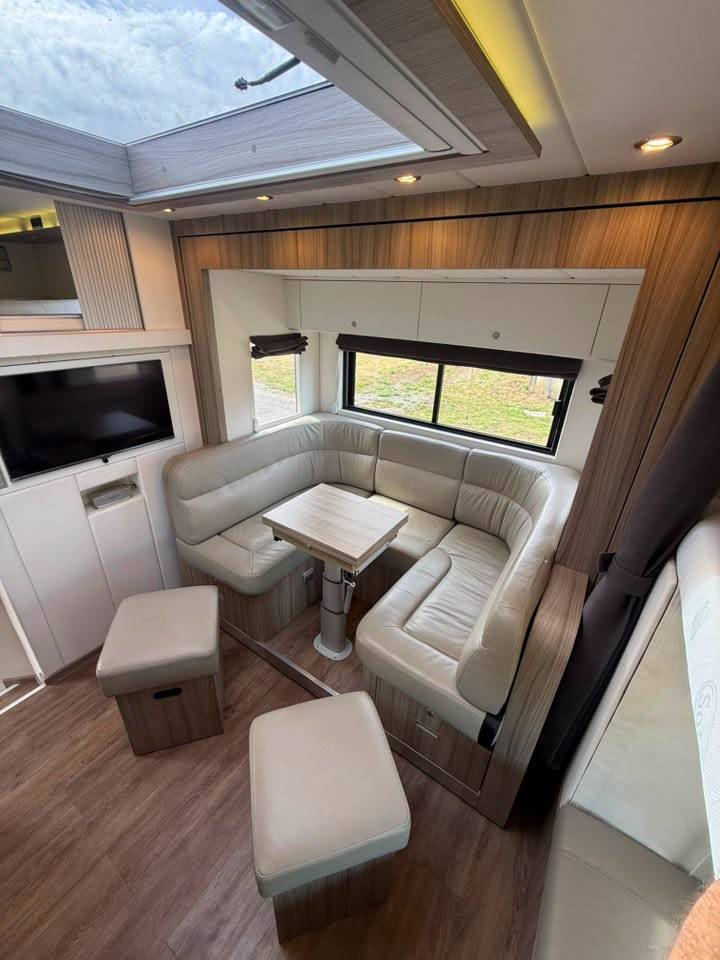 Camion per Cavalli STX volvo fl 2016 Nuovo