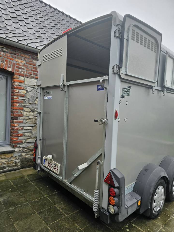 Trailer Ifor Williams HB511 2 Cavalli 2019 Occasione