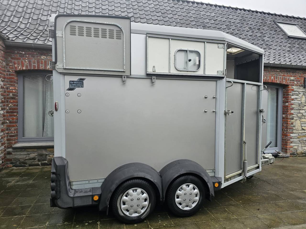Trailer Ifor Williams HB511 2 Cavalli 2019 Occasione