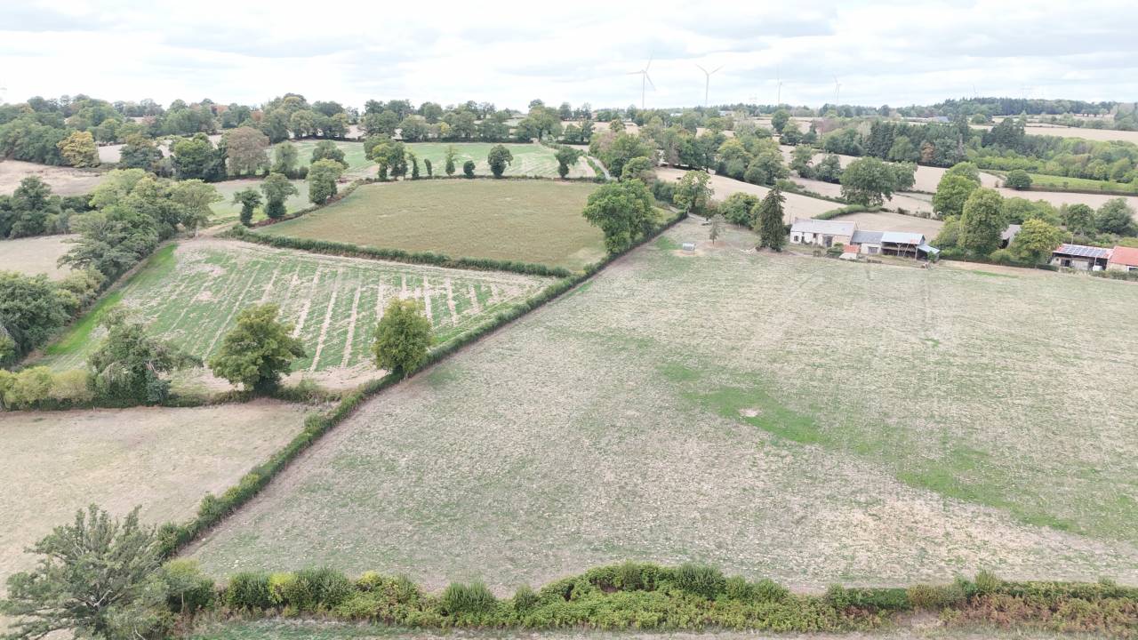 Azienda da restaurare In vendita Creuse