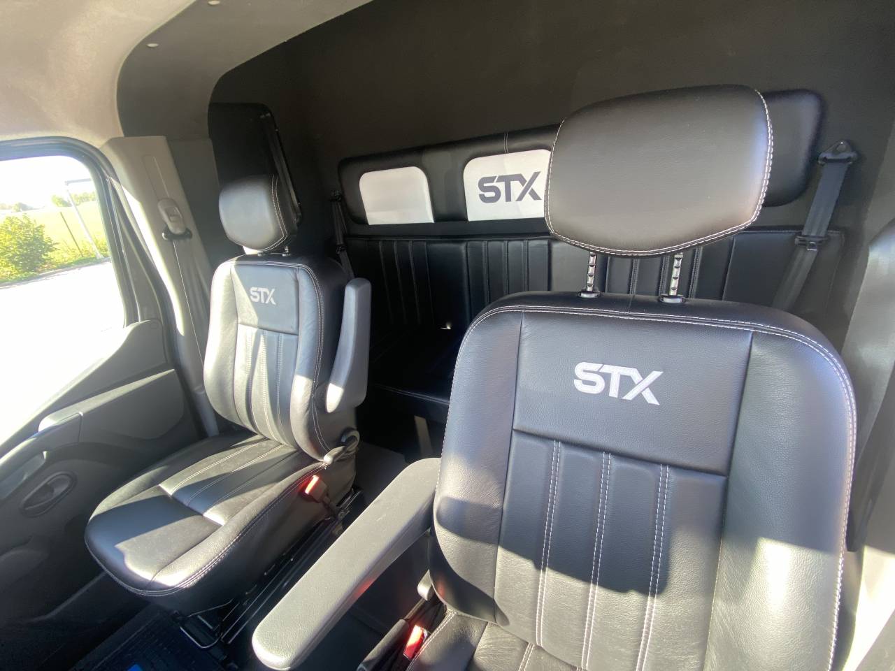 Van per Cavalli STX  2024 Occasione