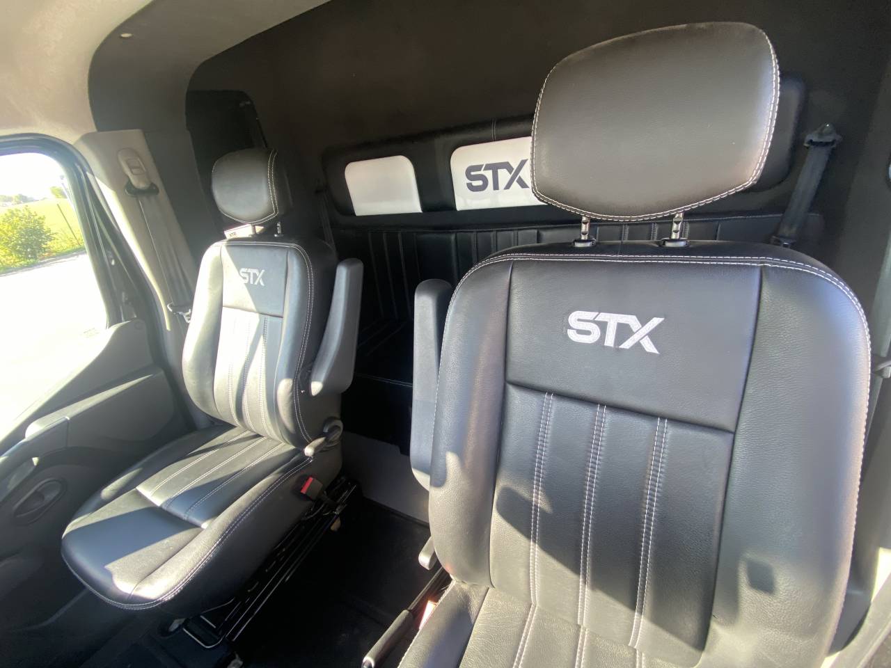 Van per Cavalli STX  2024 Occasione