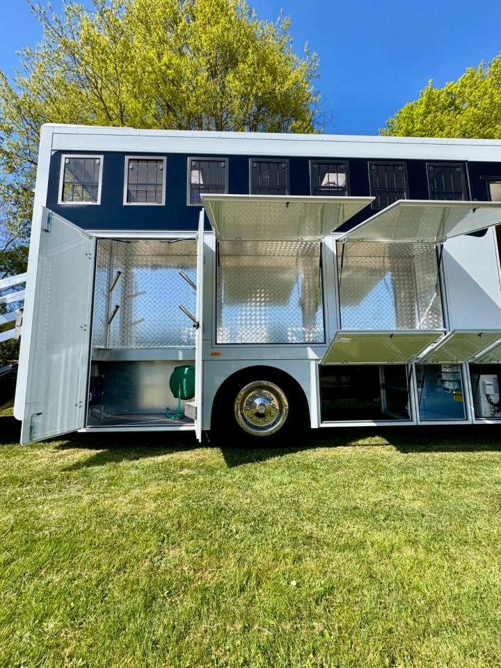 Camion per Cavalli Renault CONCEPTPGO  2017 Occasione
