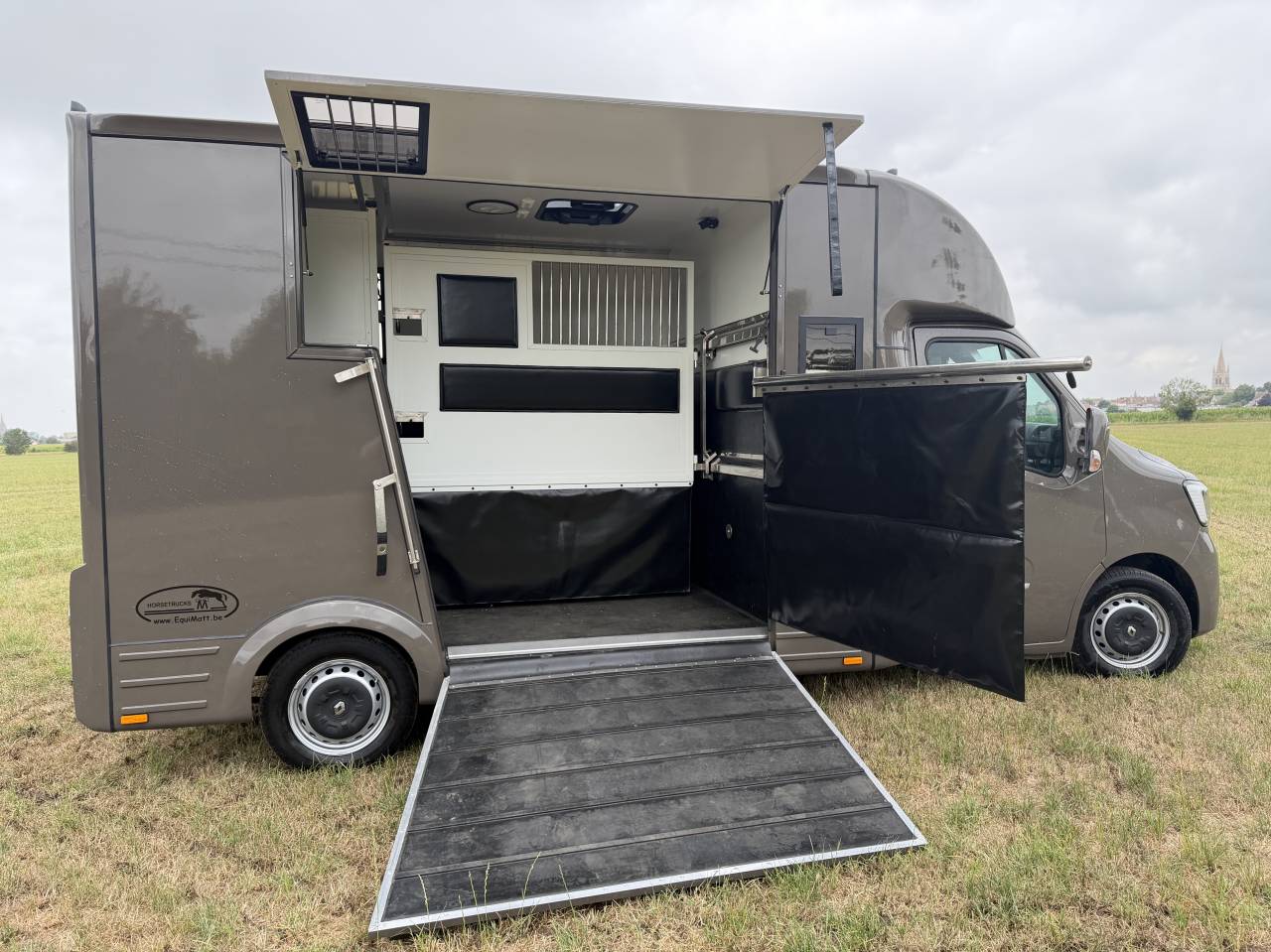 Van per Cavalli Renault Master Equimatt 2022 Nuovo