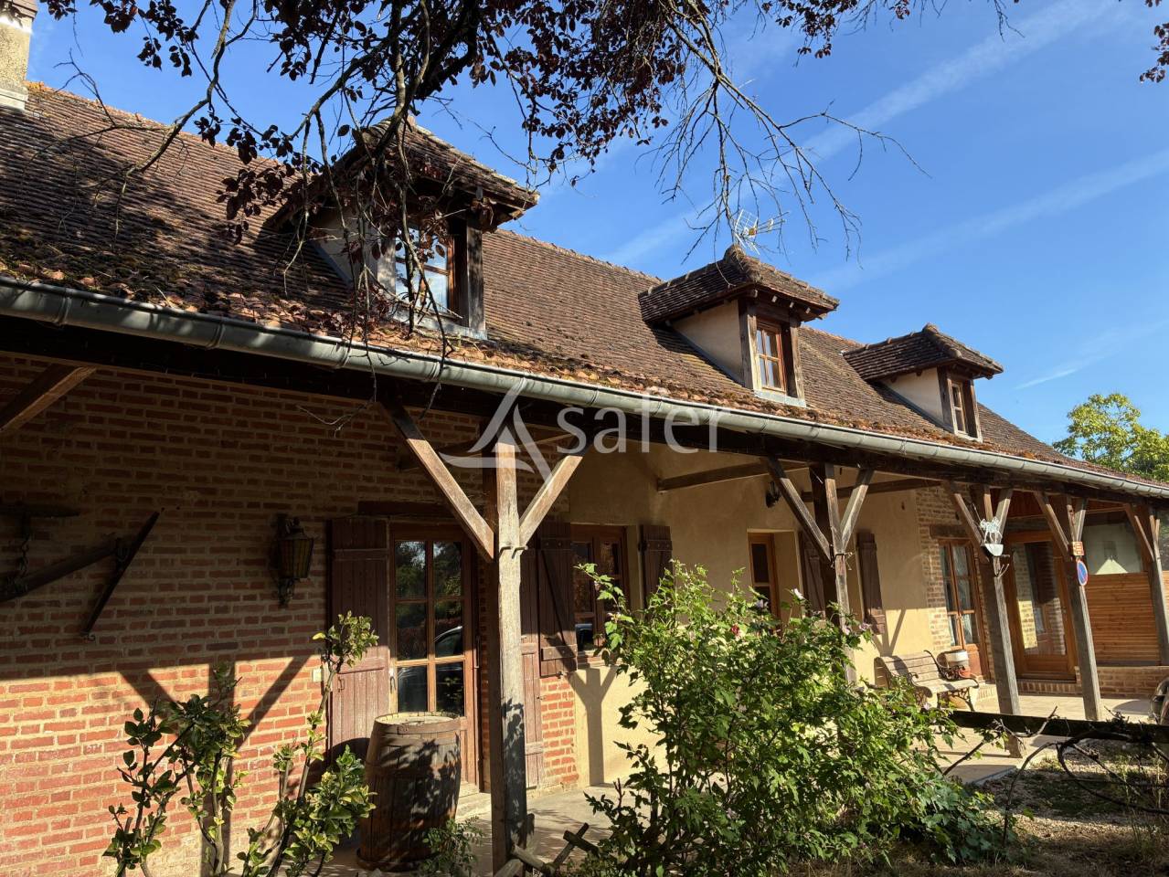 Propriet&agrave; equestre In vendita Sa&ocirc;ne-et-Loire
