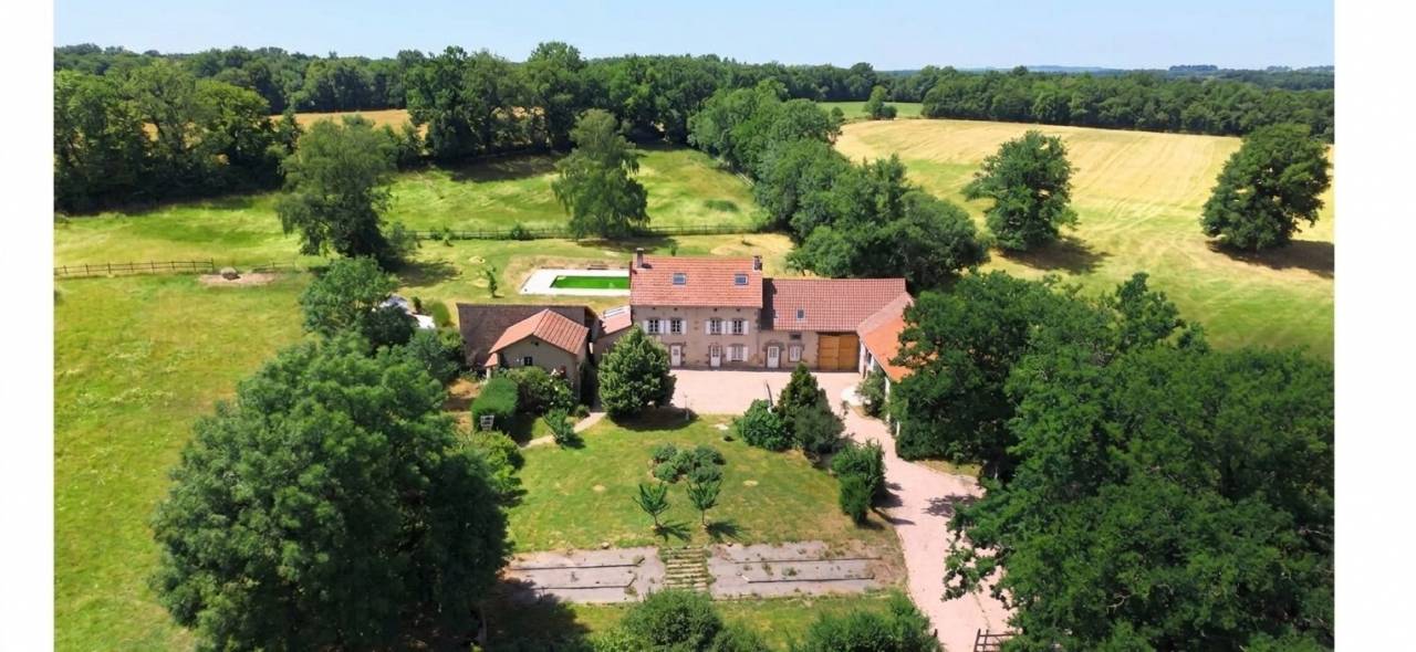 Scuderia per proprietari In vendita Puy-de-D&ocirc;me