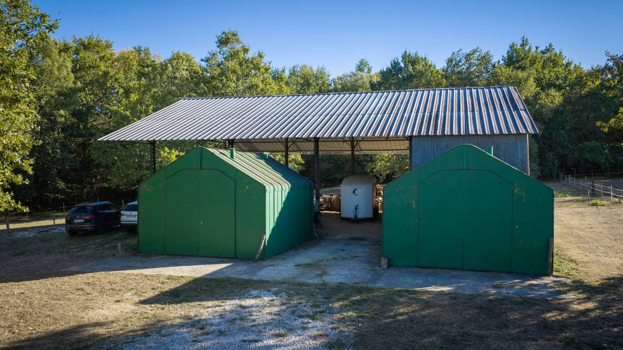 Propriet&agrave; equestre In vendita Gironde
