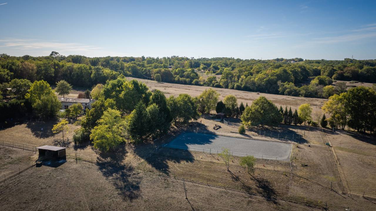 Propriet&agrave; equestre In vendita Gironde