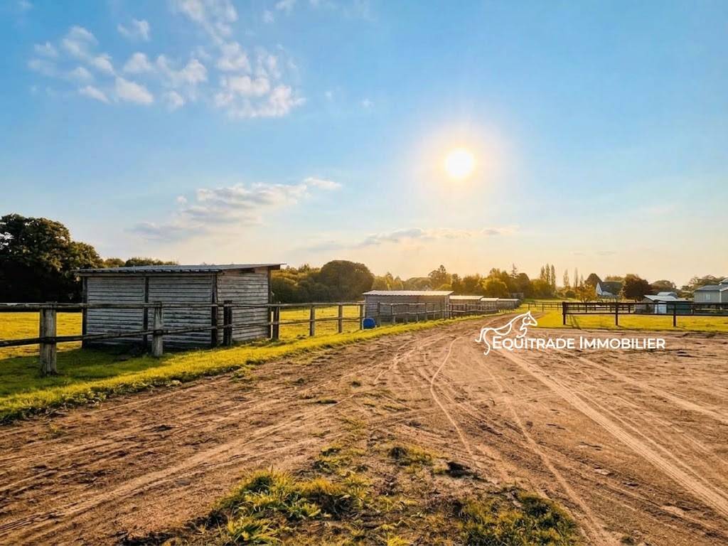 Propriet&agrave; equestre In vendita Manche