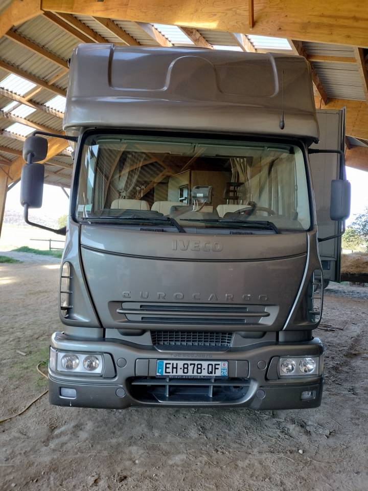 Camion per Cavalli Iveco STEPHEX 2006 Occasione