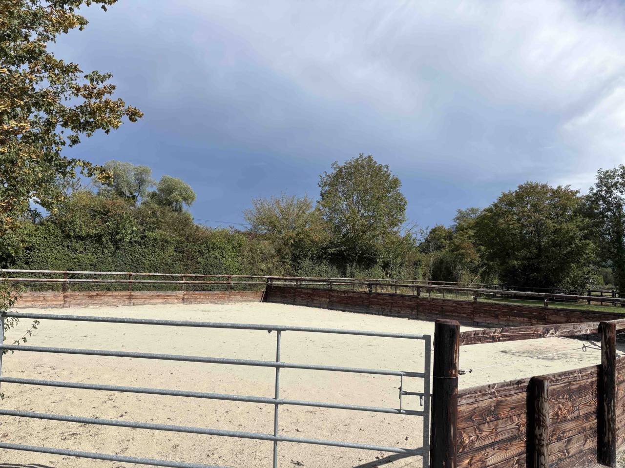 Centro di stagione cavallo In vendita Calvados