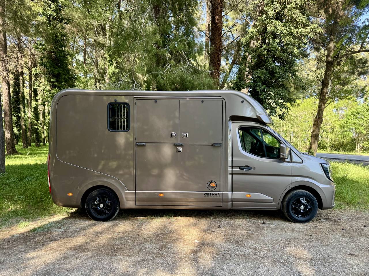 Van per Cavalli Krismar HARAS 2026 Nuovo