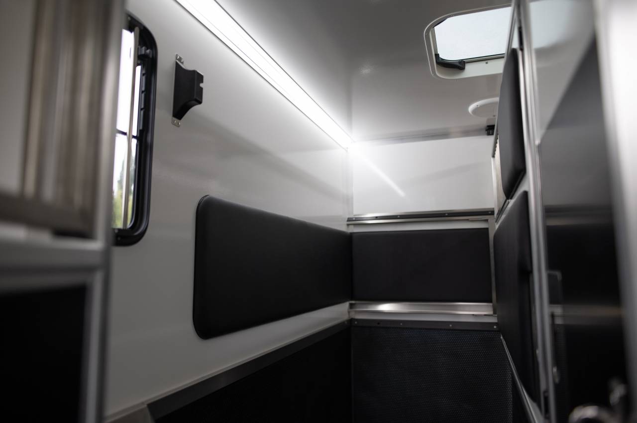 Van per Cavalli Krismar Renault Master 2025 Occasione