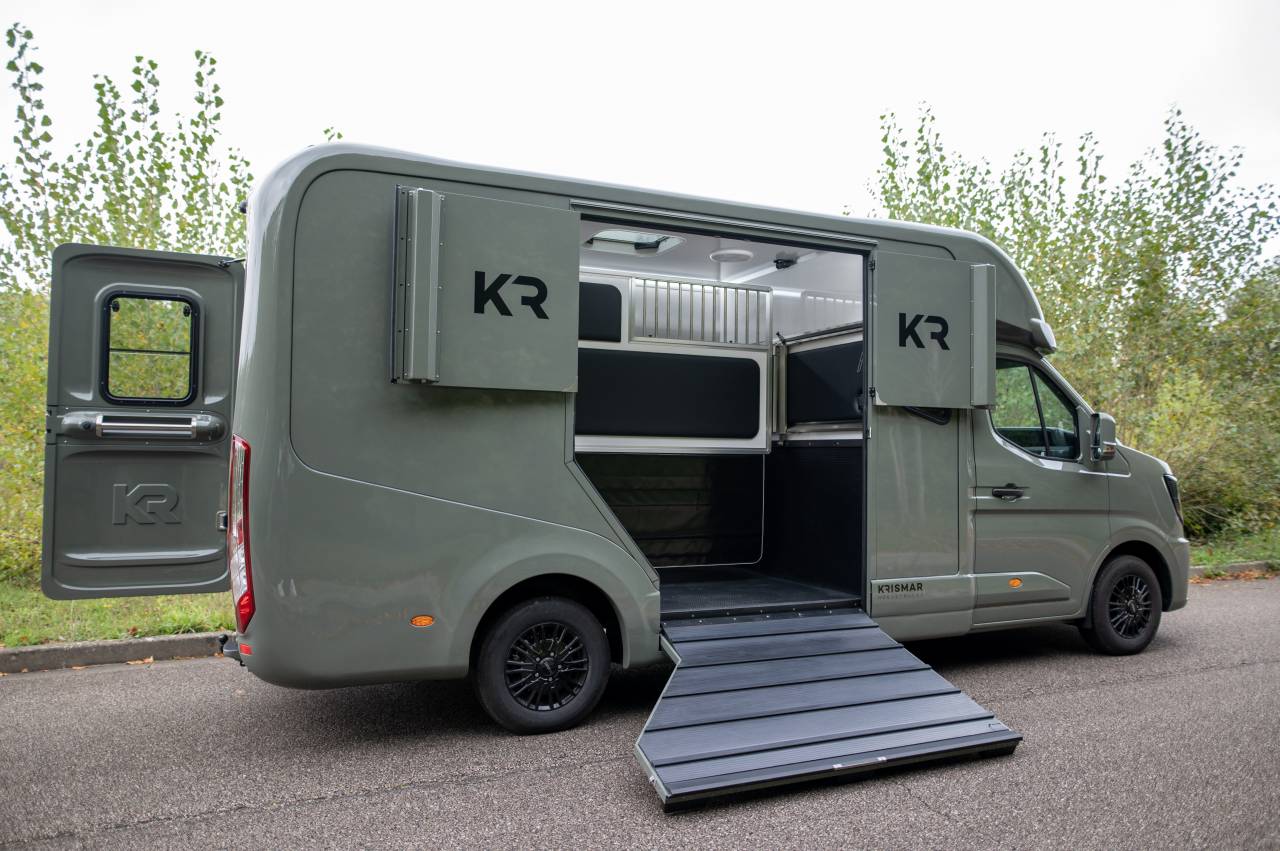 Van per Cavalli Krismar Renault Master 2025 Occasione
