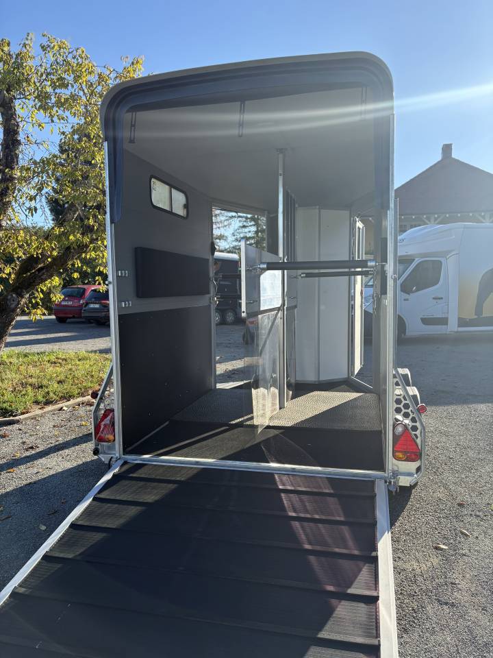 Trailer Cheval Libert&eacute; Touring country  2 Cavalli 2026 Nuovo