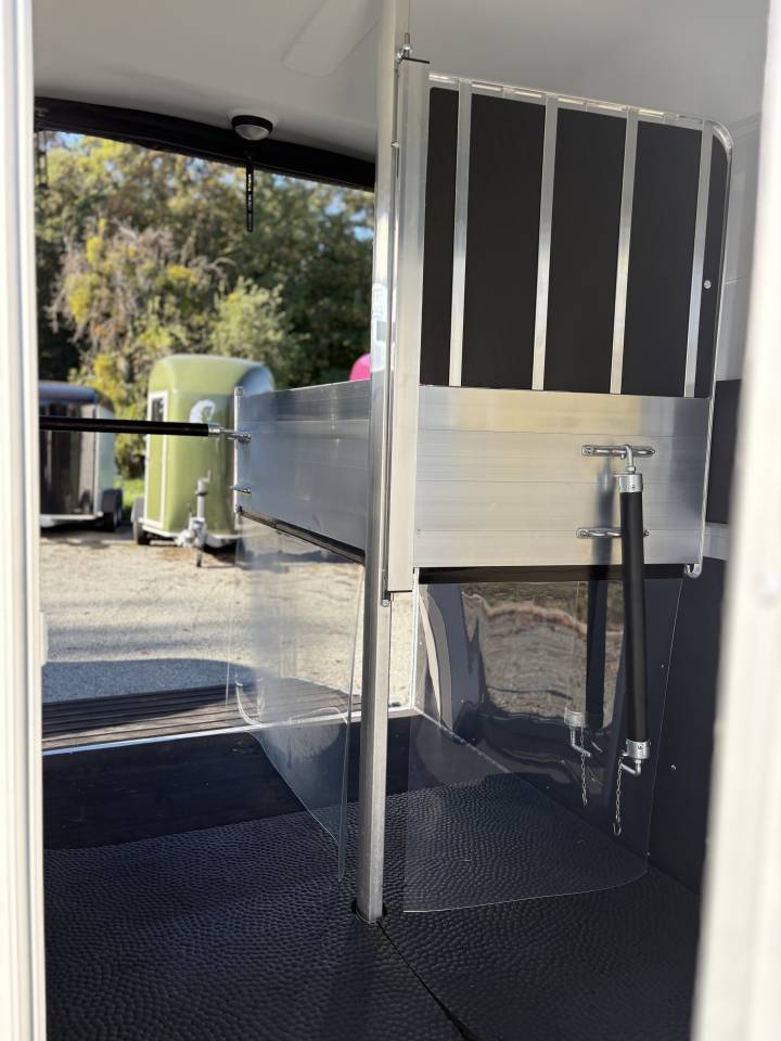 Trailer Cheval Libert&eacute; Touring country  2 Cavalli 2026 Nuovo