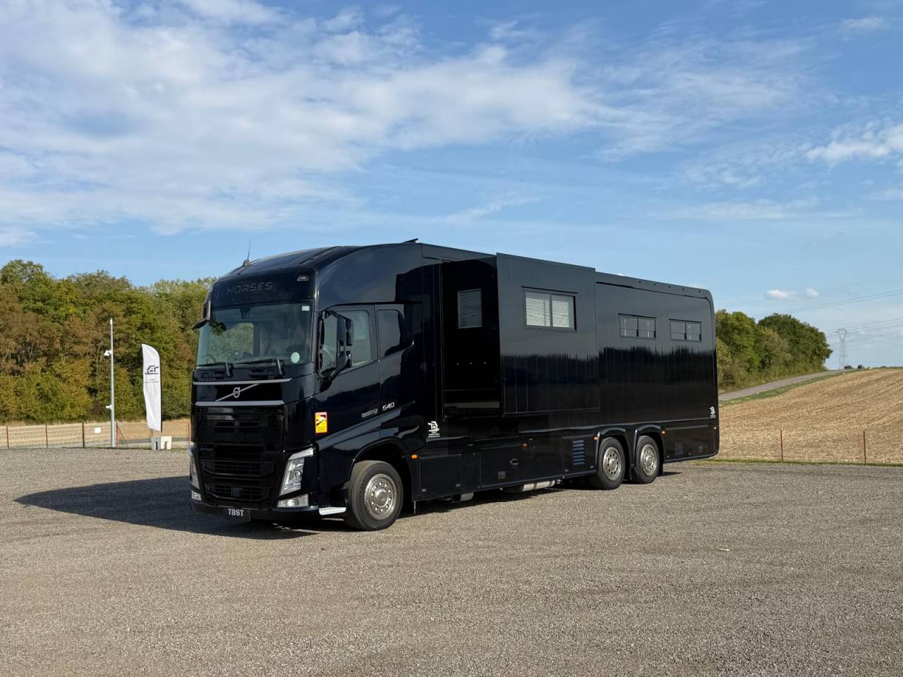 Camion per Cavalli Volvo STX 2018 Occasione