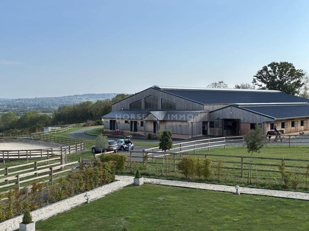 Propriet&agrave; equestre In vendita Calvados