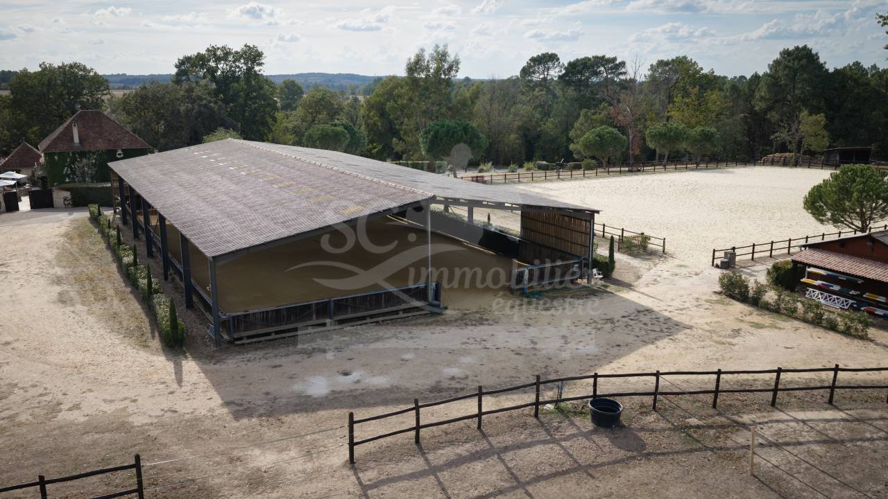 Propriet&agrave; equestre In vendita Dordogne