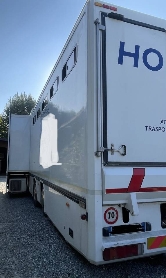 Scania P380 7 cavalli con living