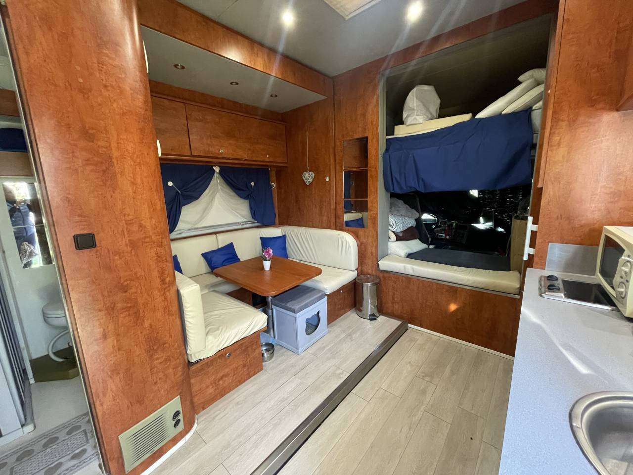 Scania P380 7 cavalli con living