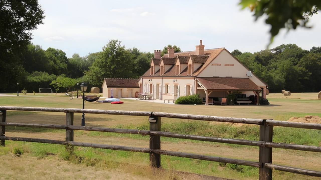 Propriet&agrave; equestre In vendita Loir-et-Cher