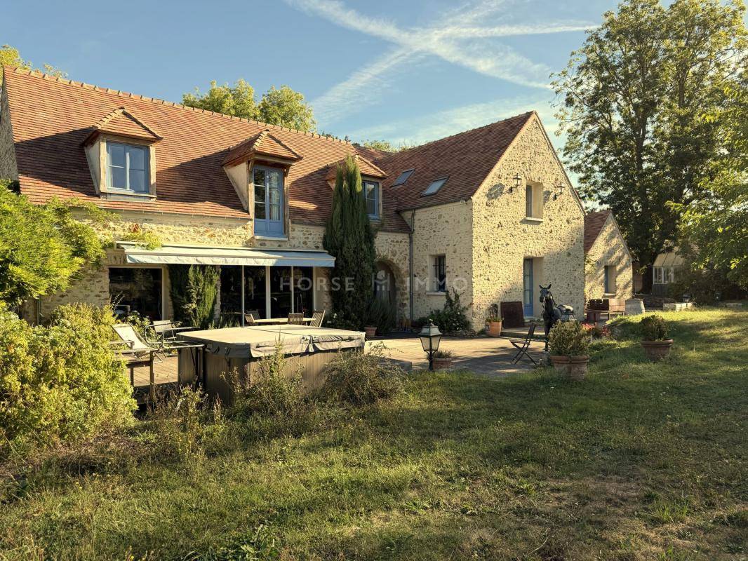 Propriet&agrave; equestre In vendita Yvelines
