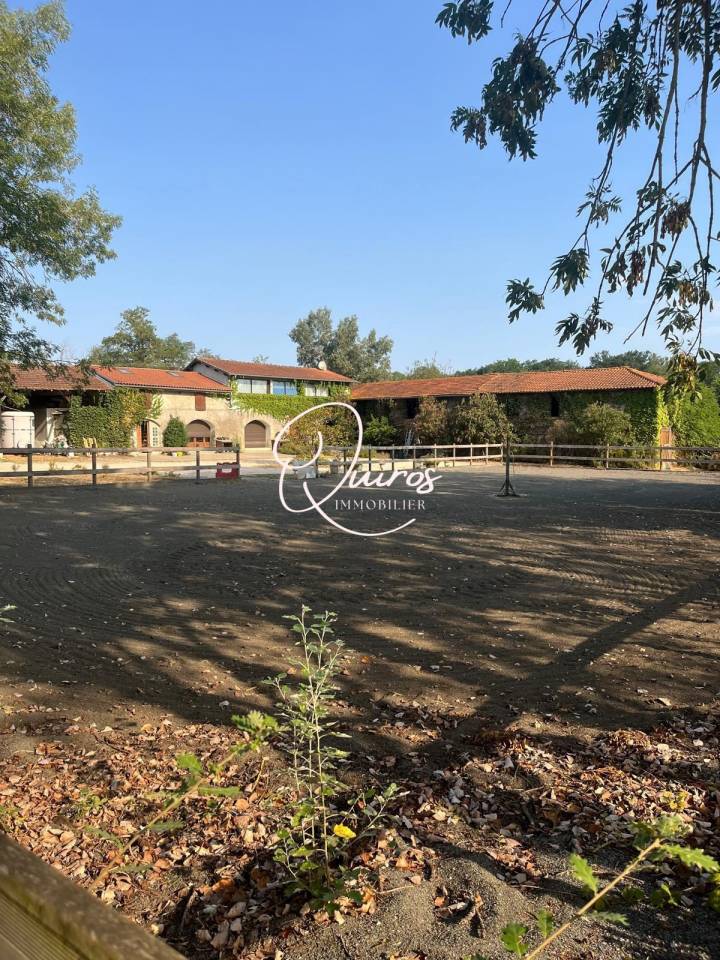 Propriet&agrave; equestre In vendita Haute-Garonne