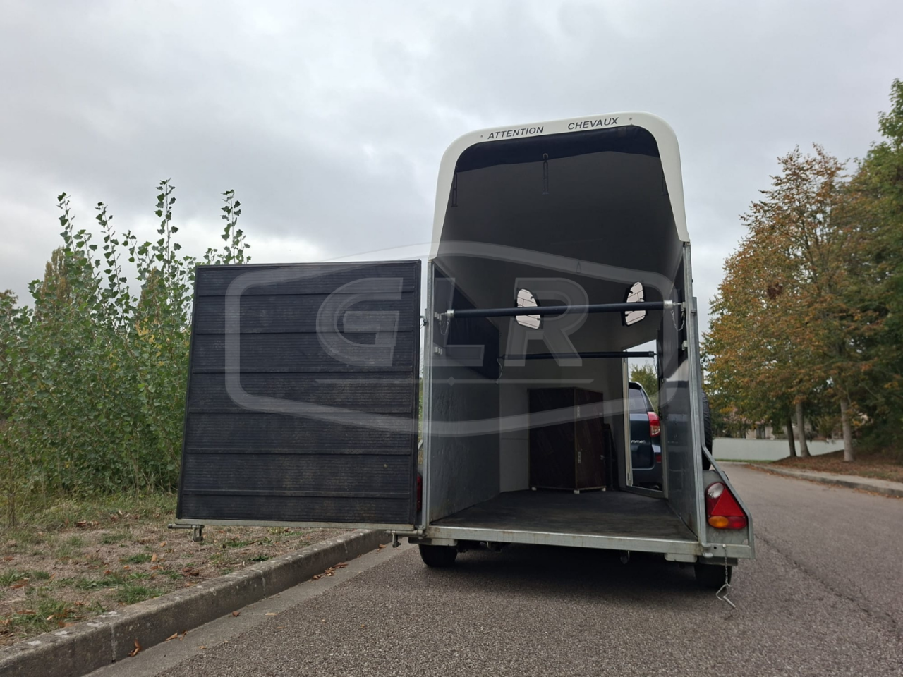 Trailer Cheval Libert&eacute; Gold One White Line 1,5 Cavalli 2020 Occasione