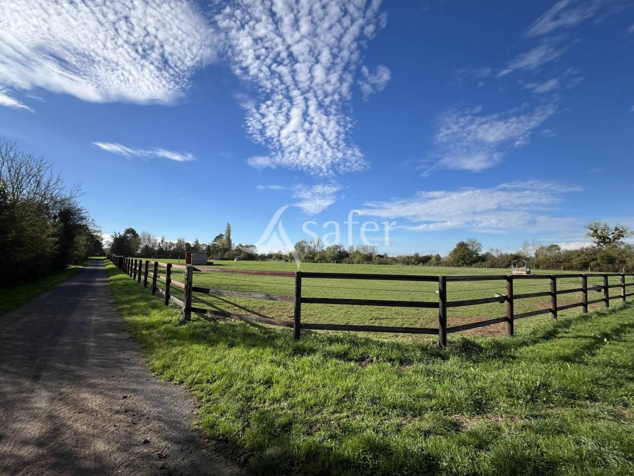 Propriet&agrave; equestre In vendita Calvados