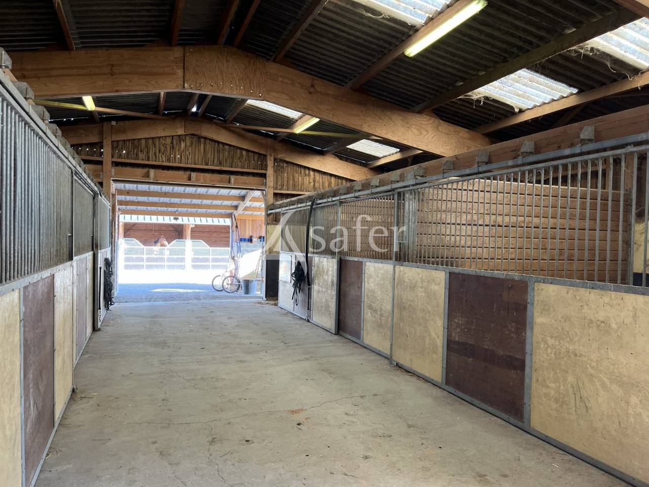 Propriet&agrave; equestre In vendita Calvados