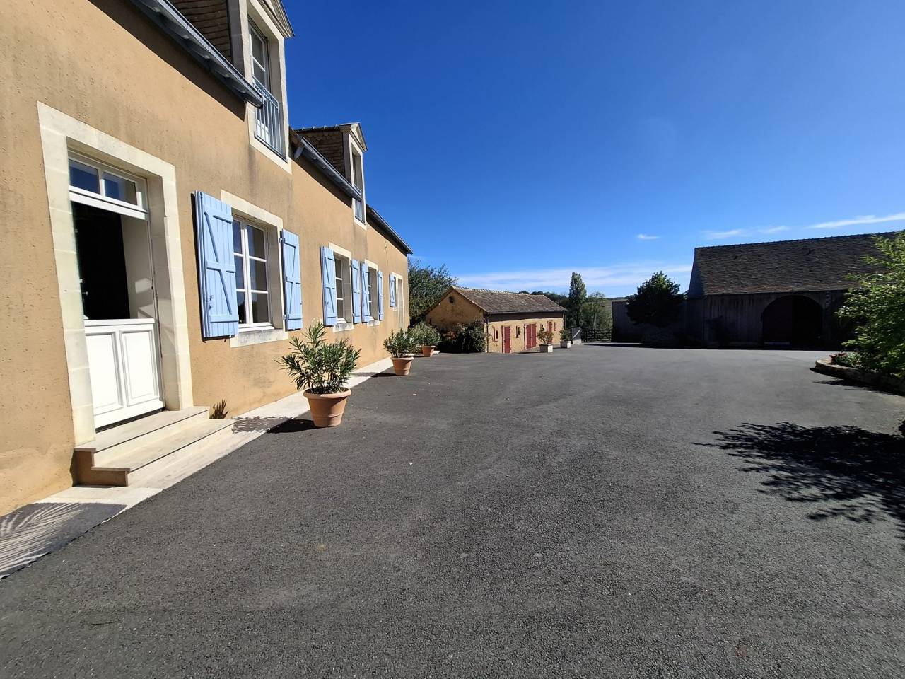 Propriet&agrave; equestre In vendita Sarthe