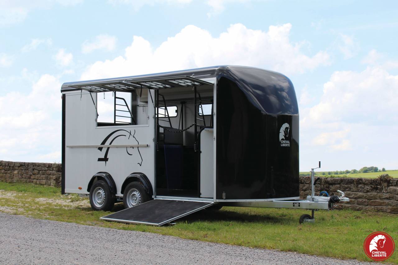 Trailer Cheval Liberté OPTIMAX 4 Cavalli 2024 Nuovo
