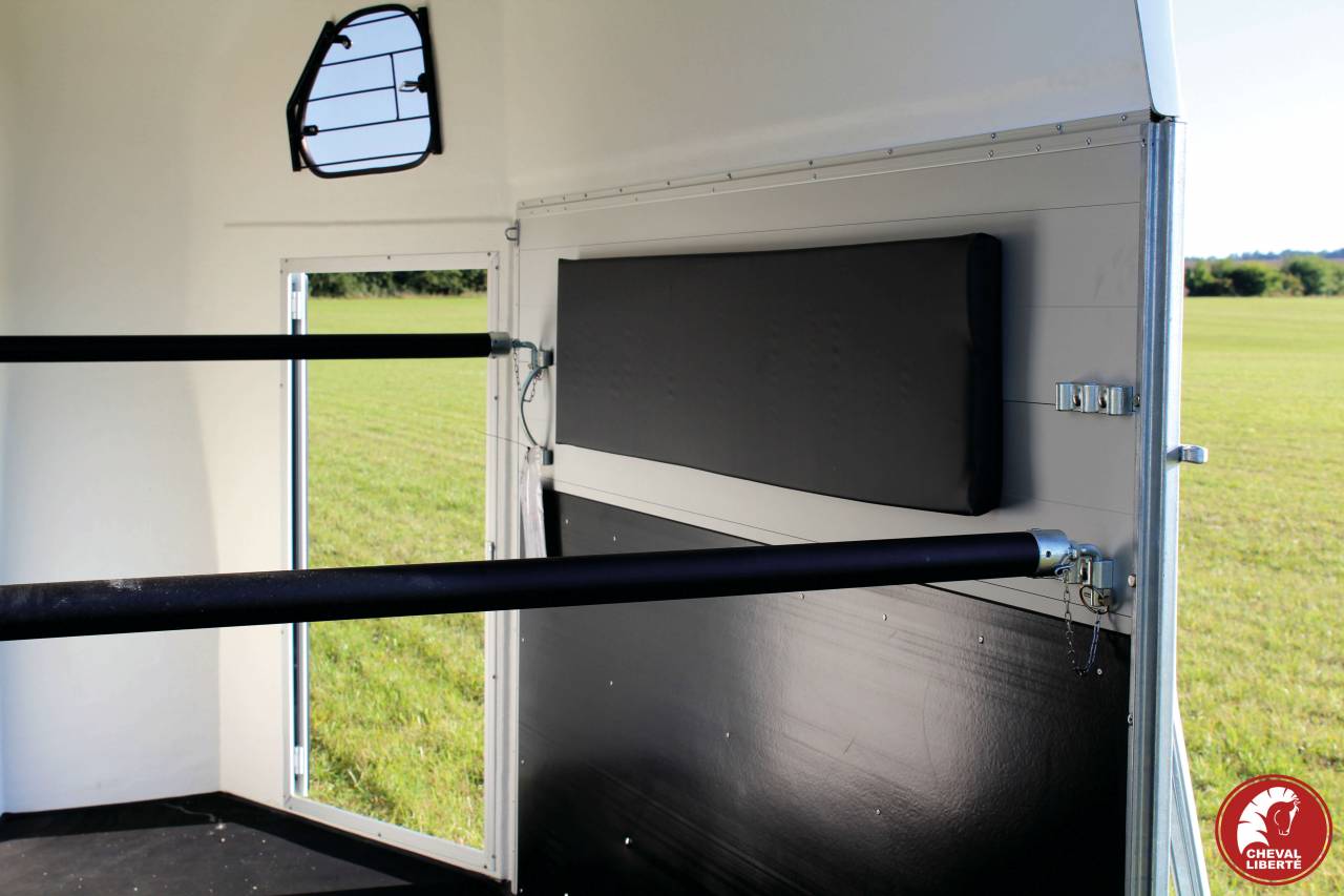 Trailer Cheval Liberté Gold One "White Line" blanc 1,5 Cavalli 2024 Nuovo