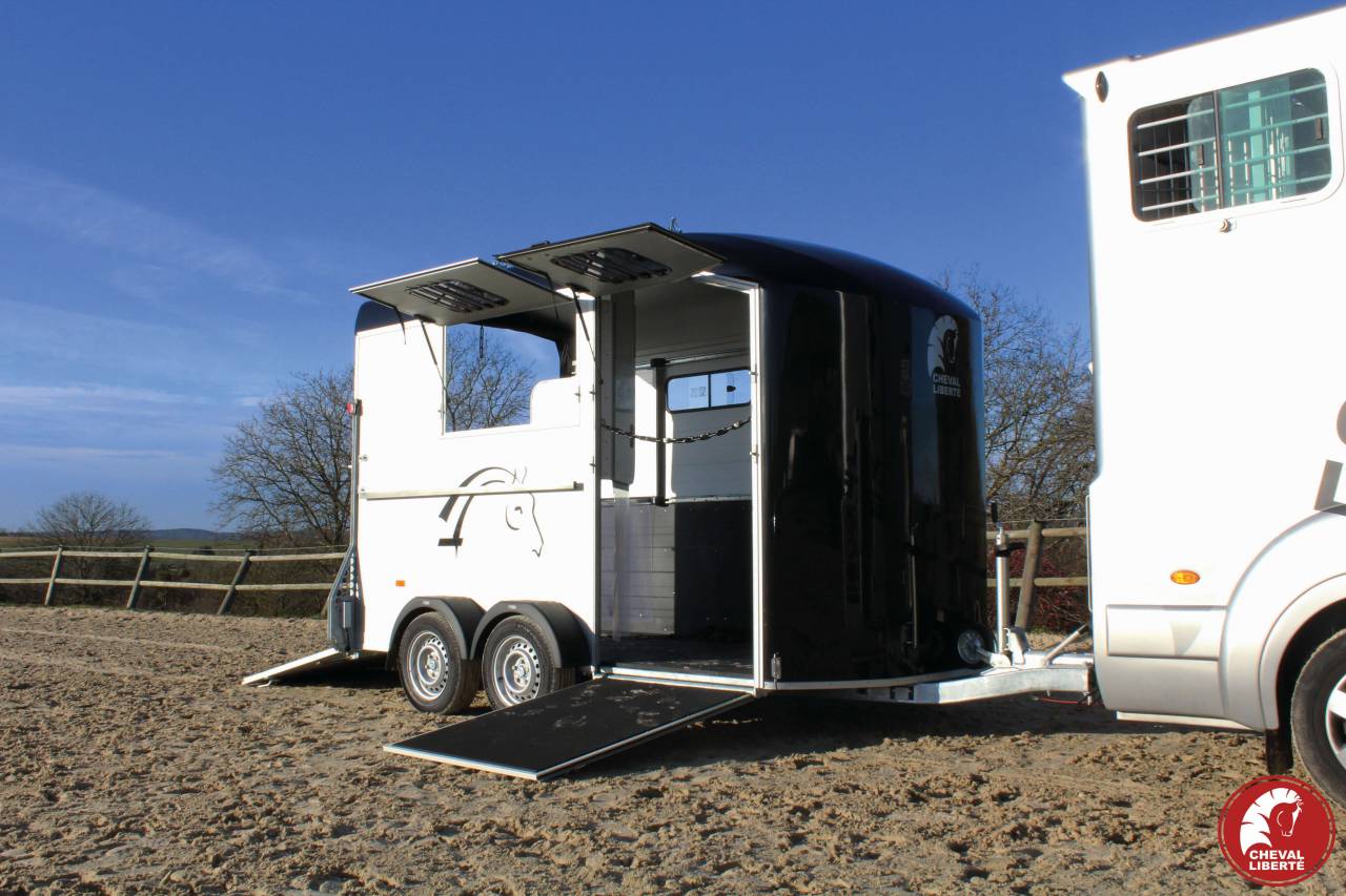 Trailer Cheval Liberté MAXI 2 2 Cavalli 2024 Nuovo