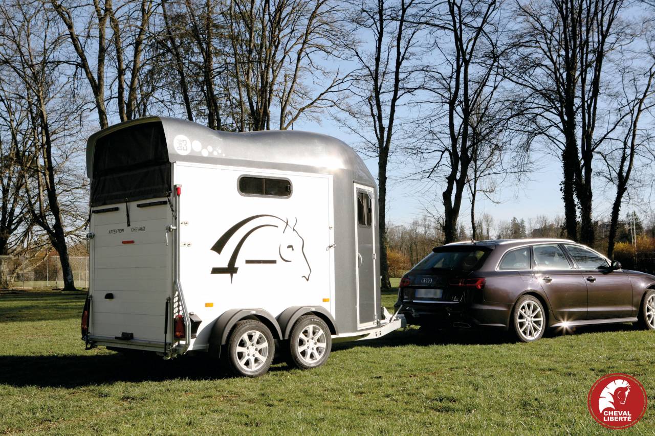 Trailer Cheval Liberté Gold 3 2 Cavalli 2024 Nuovo
