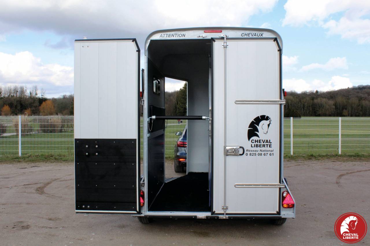 Trailer Cheval Liberté Touring country 2 Cavalli 2024 Nuovo