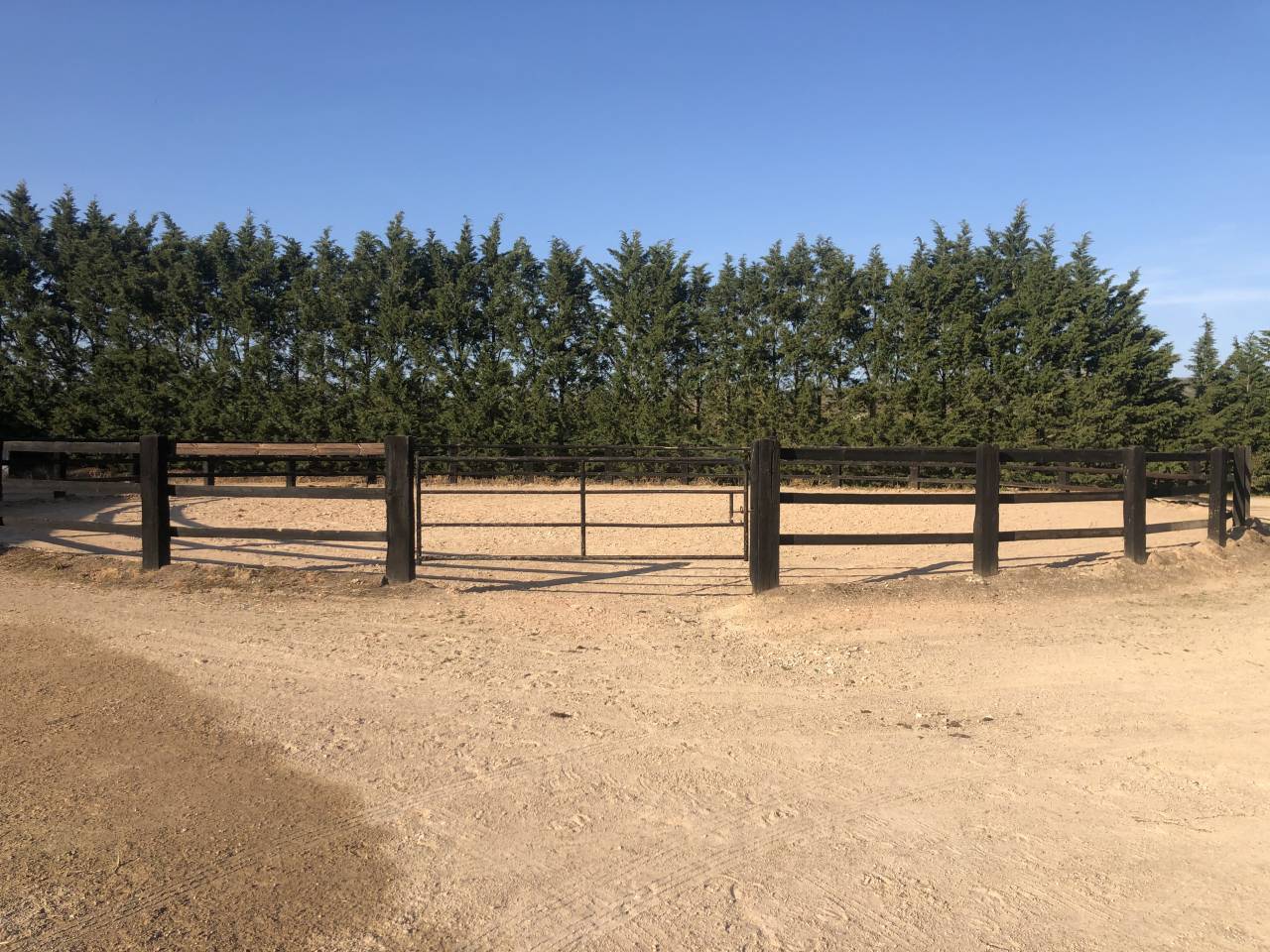 Scuderia di corsa In vendita Orne