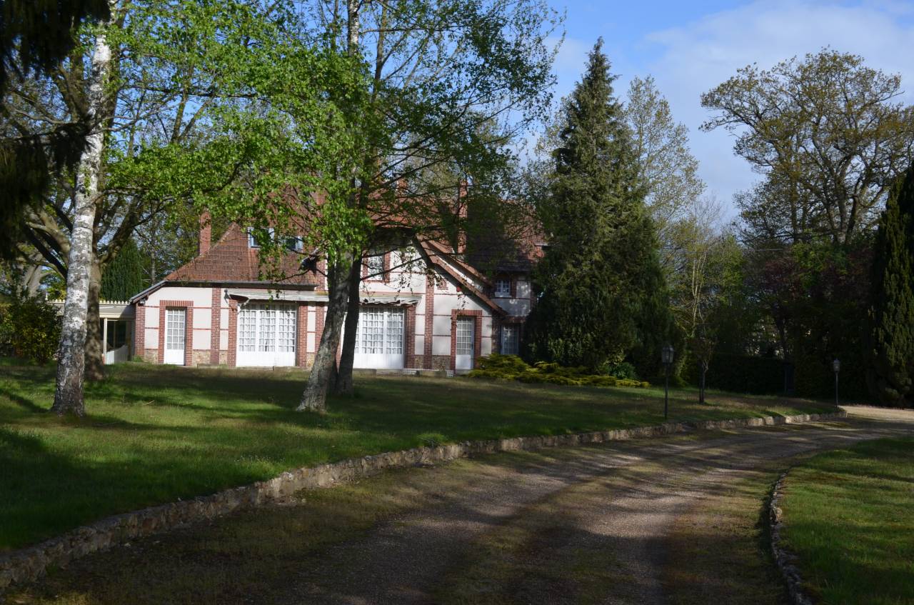 Centro di stagione cavallo In vendita Calvados