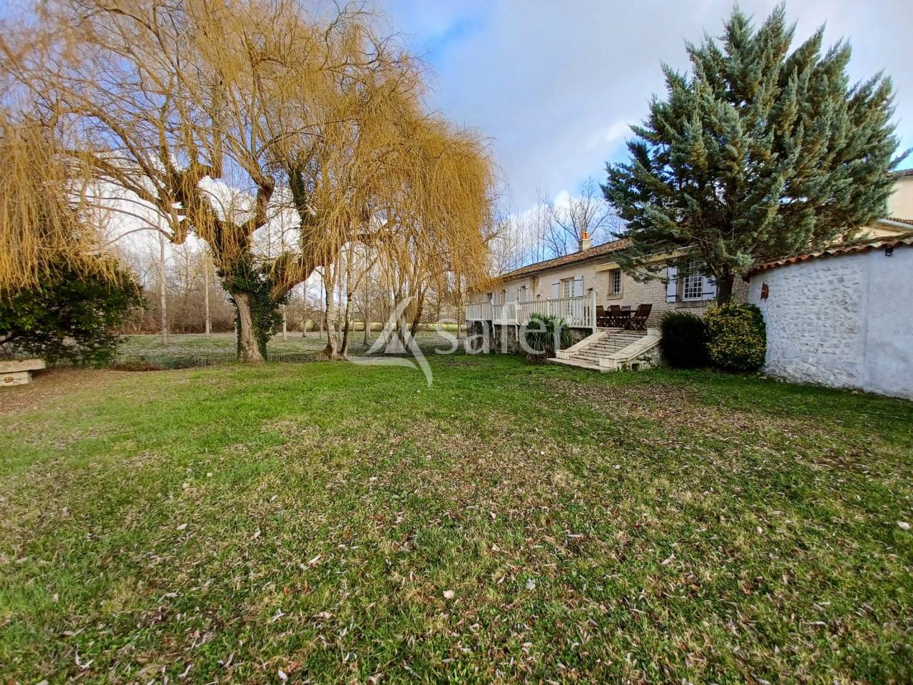 Proprietà rurale In vendita Charente