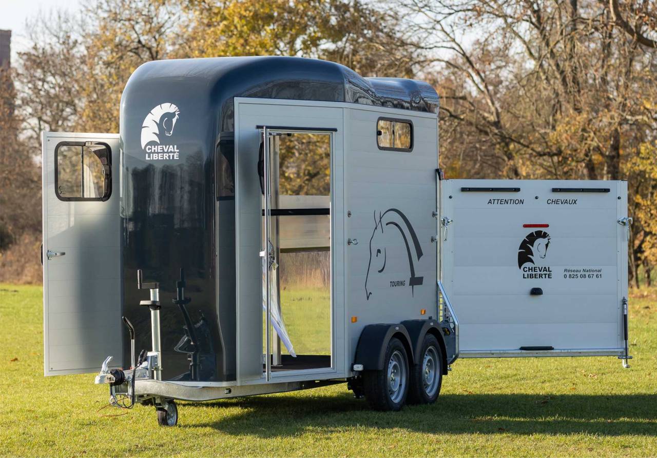 Trailer Cheval Libert&eacute;  2 Cavalli 2026 Nuovo