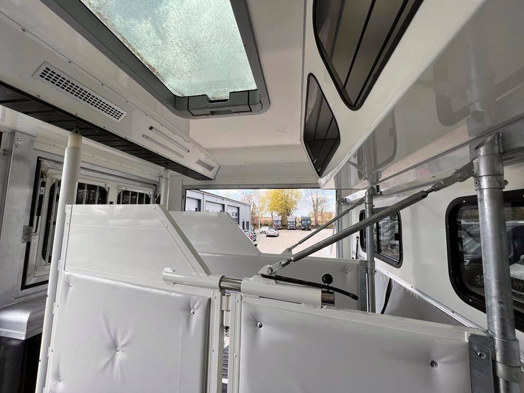 Camion per Cavalli Altra marca FUSO  0 Nuovo