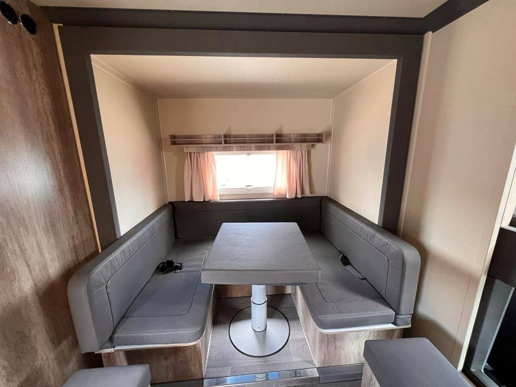 Camion per Cavalli Altra marca FUSO  0 Nuovo