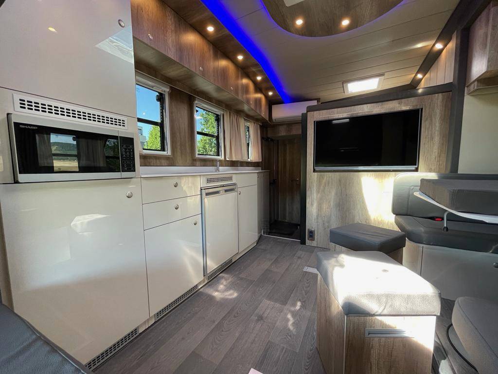 Camion per Cavalli Altra marca VOLVO 0 Nuovo