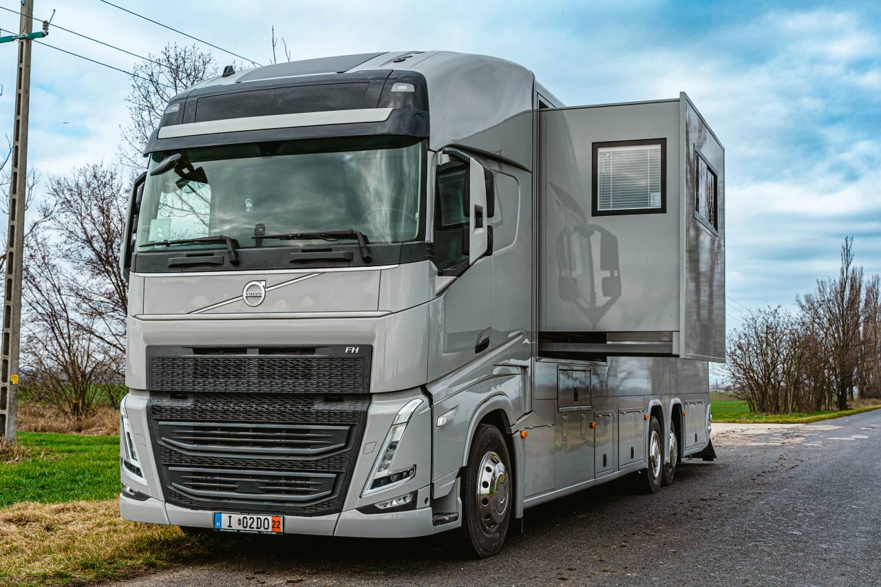 Camion per Cavalli Volvo VOLVO 0 Nuovo